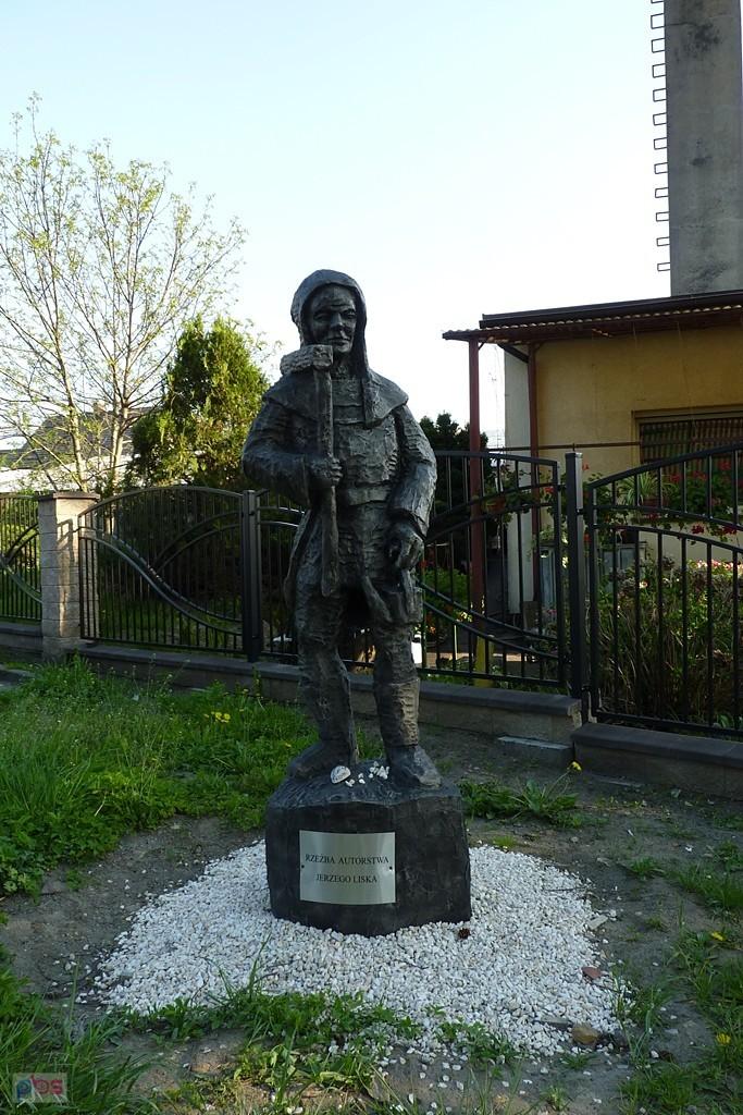 gwarek koło Kościoła św. Marcina