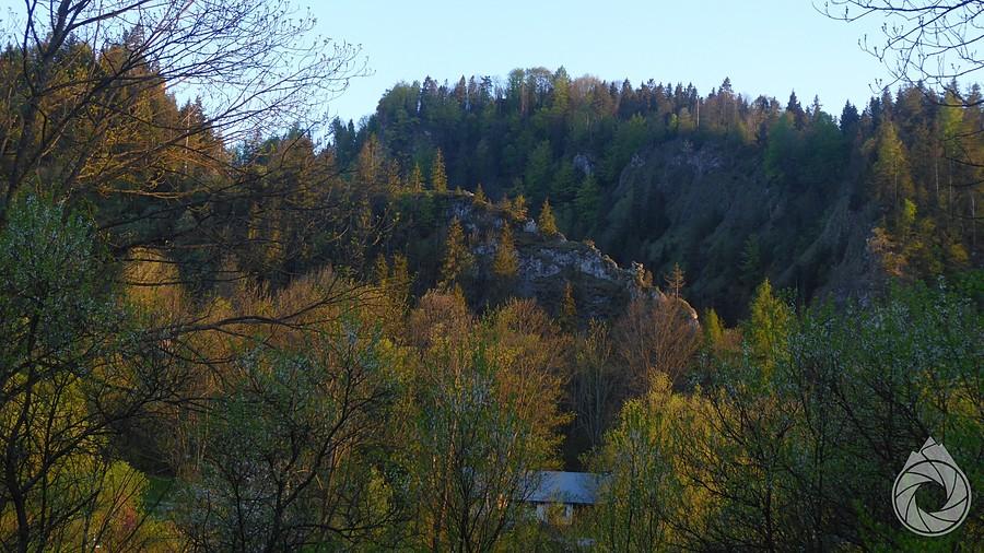 wejście do Wąwozu Homole znad Jaworek