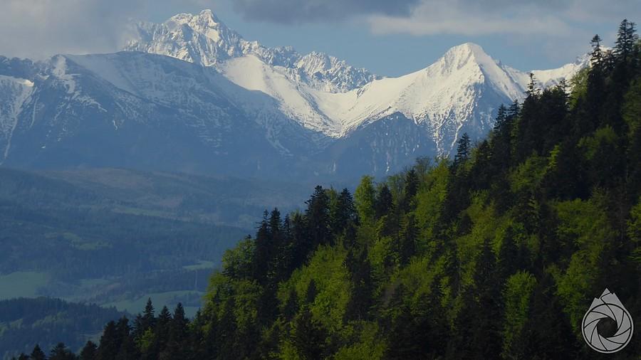 zieleńce Trzech Koron i śniego Tatr Bielskich