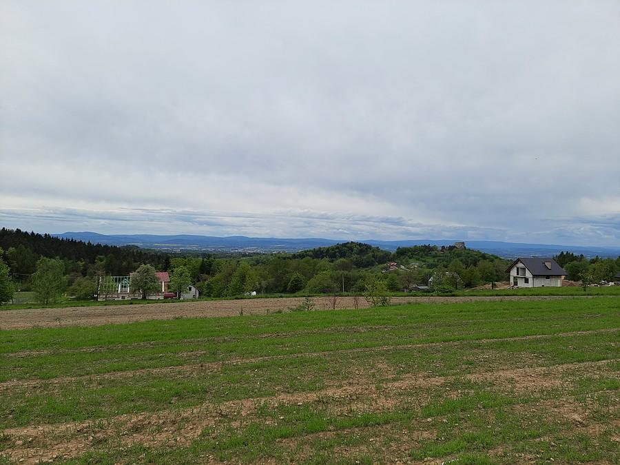 Beskid Niski i zamek Kamieniec.