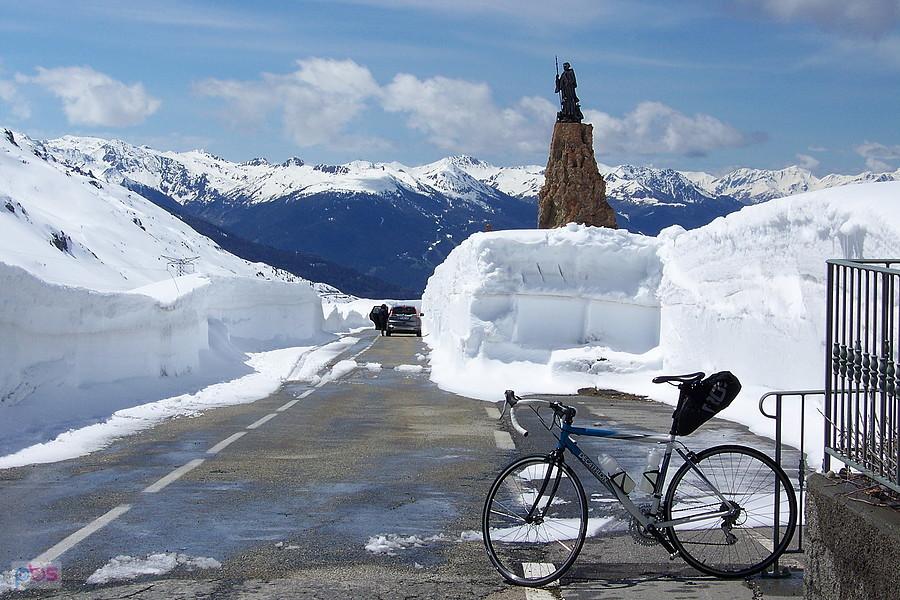 Col du Petit Saint Bernard 2188m