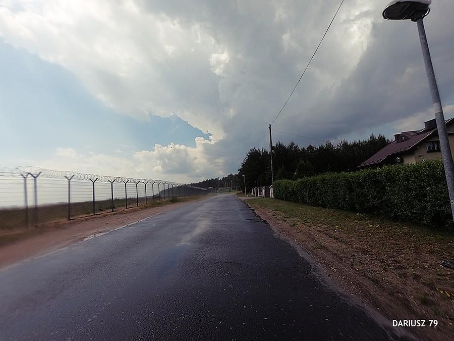 Zadzień - Po prawej strony lotnisko Pyrzowice