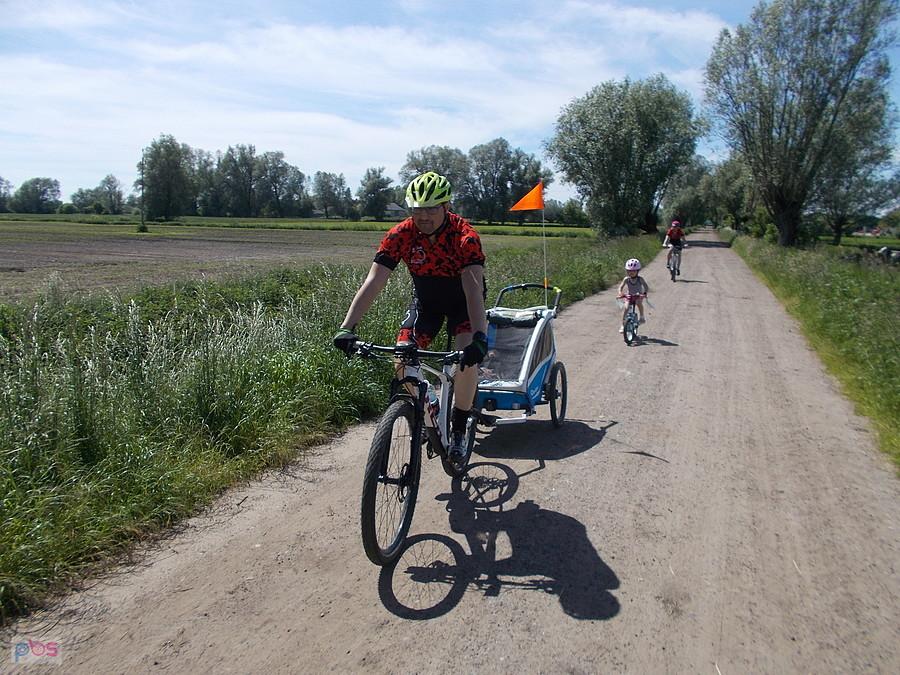 Rowerowa rodzinka Gajewskich