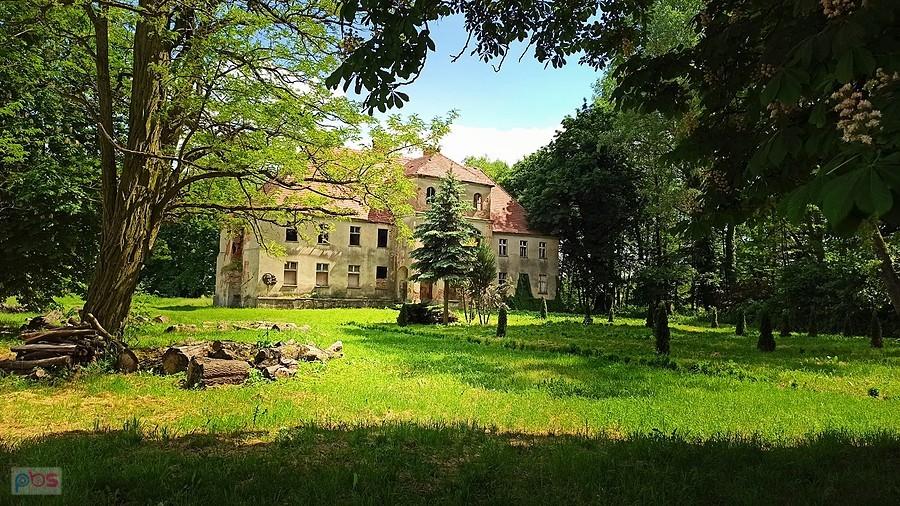 Pałac w Składowicach