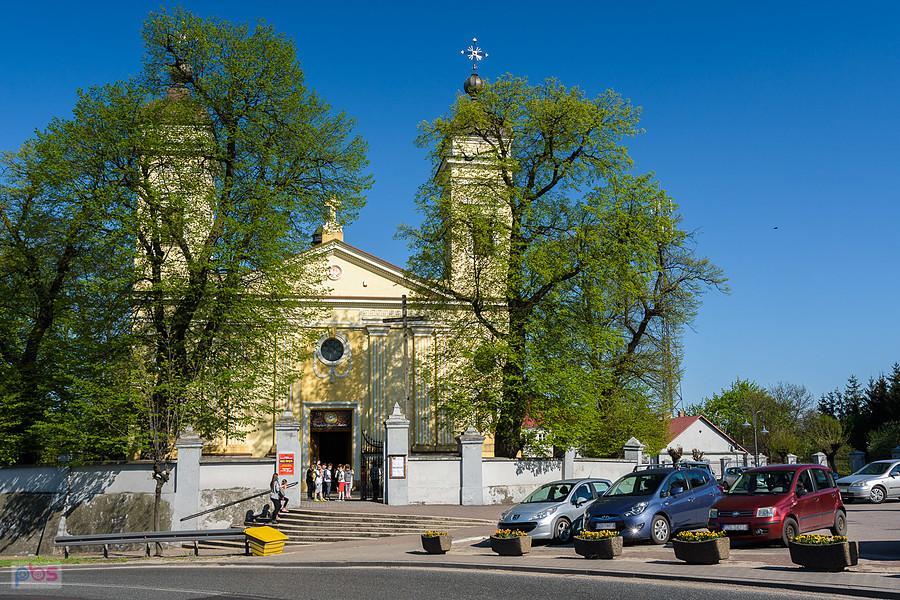 Kościół Świętego Bartłomieja Apostoła - Szczekociny