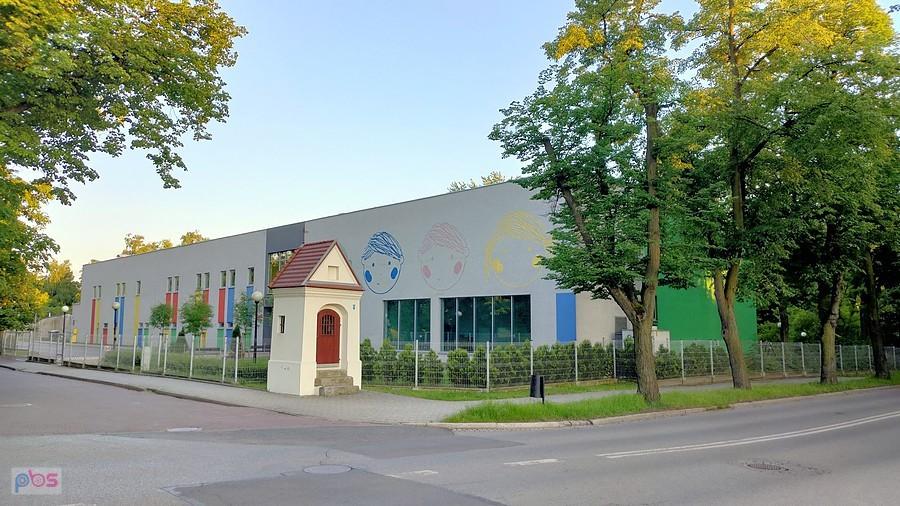 Kapliczka i przedszkole przy Lipowej