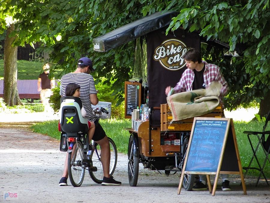 Bike Cafe w Ogrodzie Krasińskich