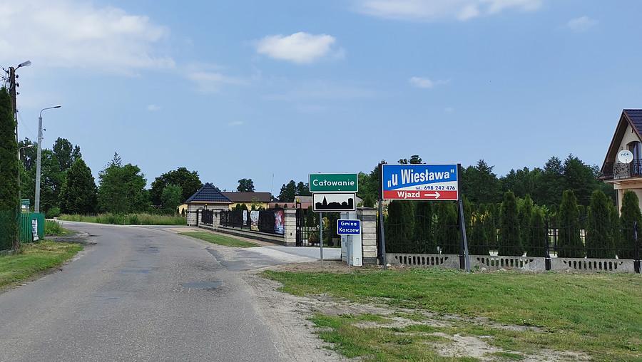 Dziewczyny - jest całowanie u Wieśka!