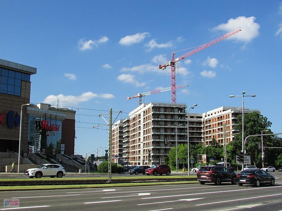Budowa zespół budynków mieszkalnych Central Garden Apartments