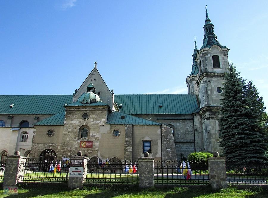 Jędrzejów - najstarsze opactwo cysterskie w Polsce