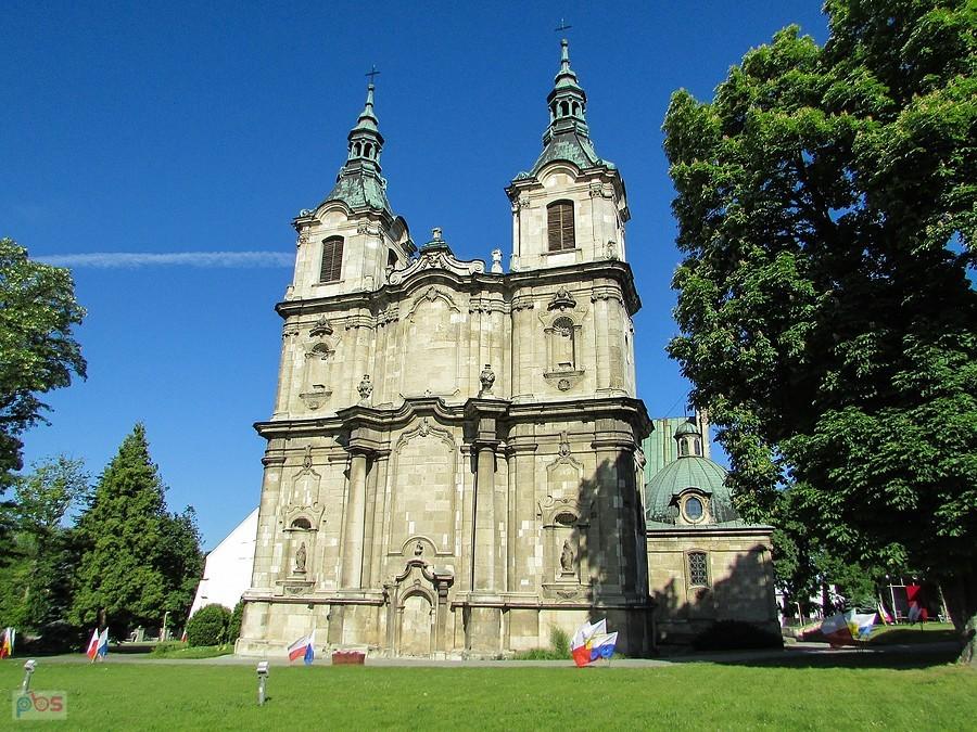 Wieże bazyliki jędrzejowskiej