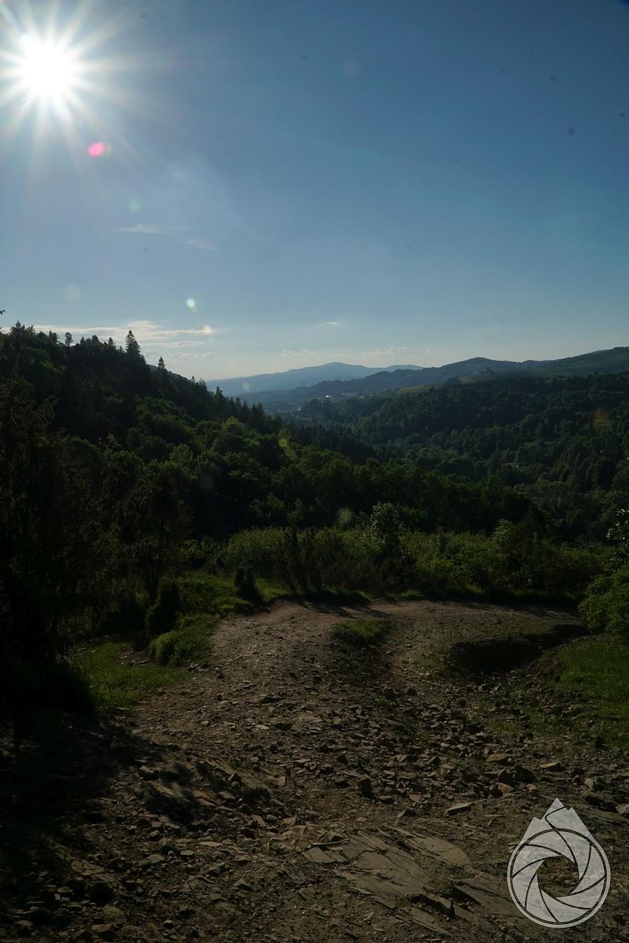 zjazd z widokami na Gorce