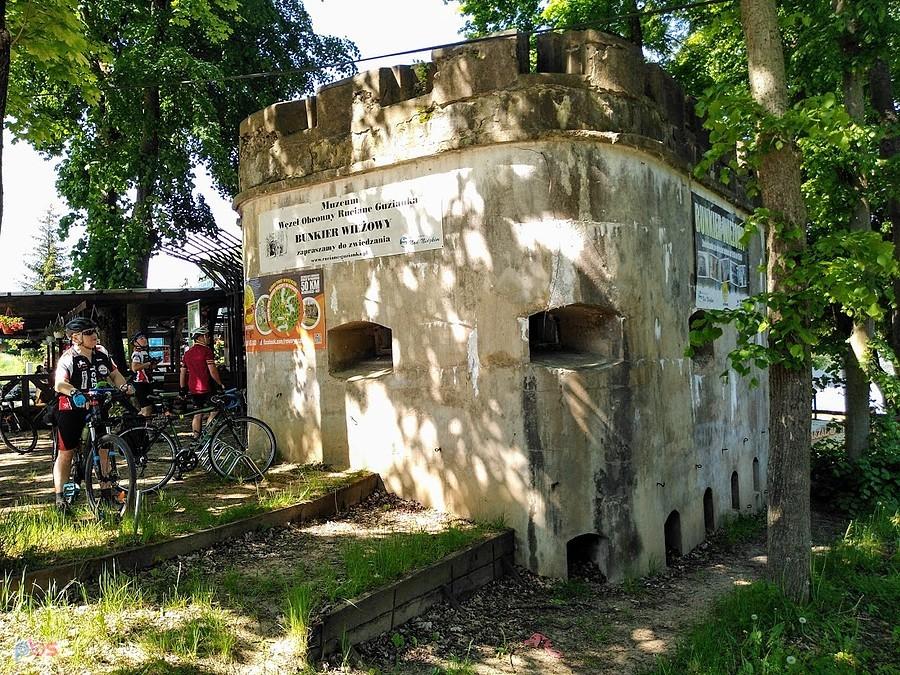 Szlak frontu wschodniego -weiża karabinów maszynowych Guzianka