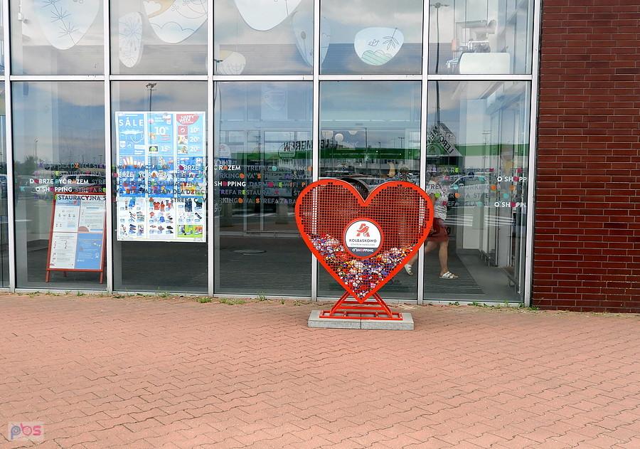 Nowe serduszko, tym razem pod Auchan.