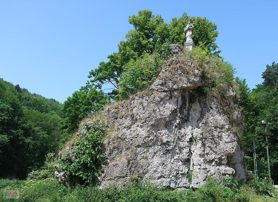 Św. Jan Nepomucen w Pieskowej Skale