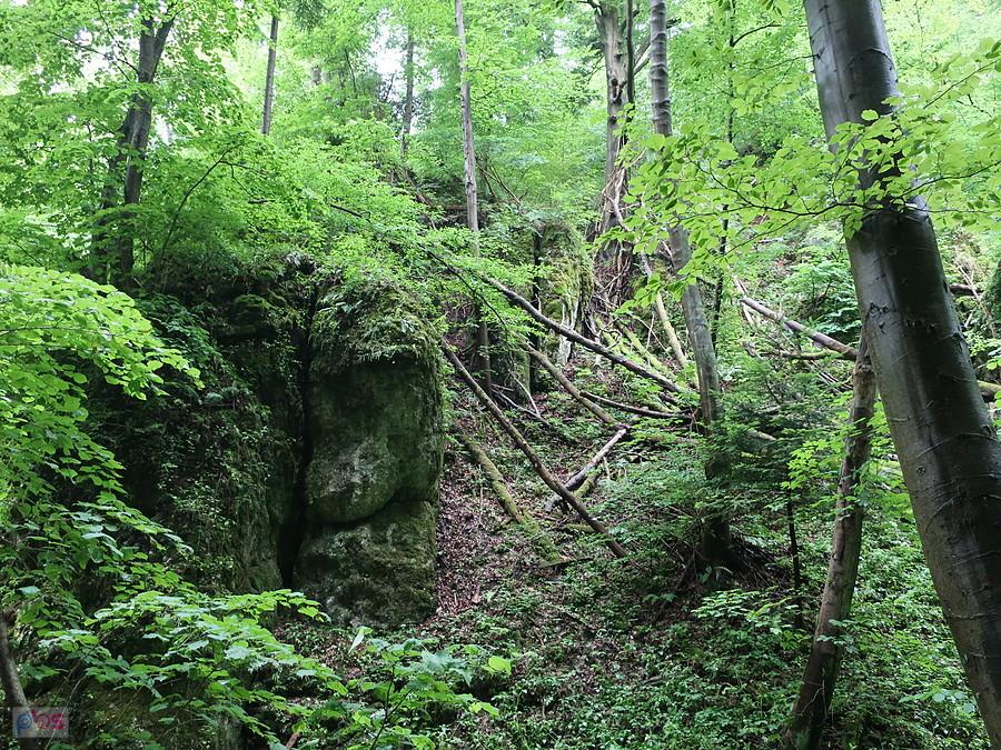 Ciasne Skałki