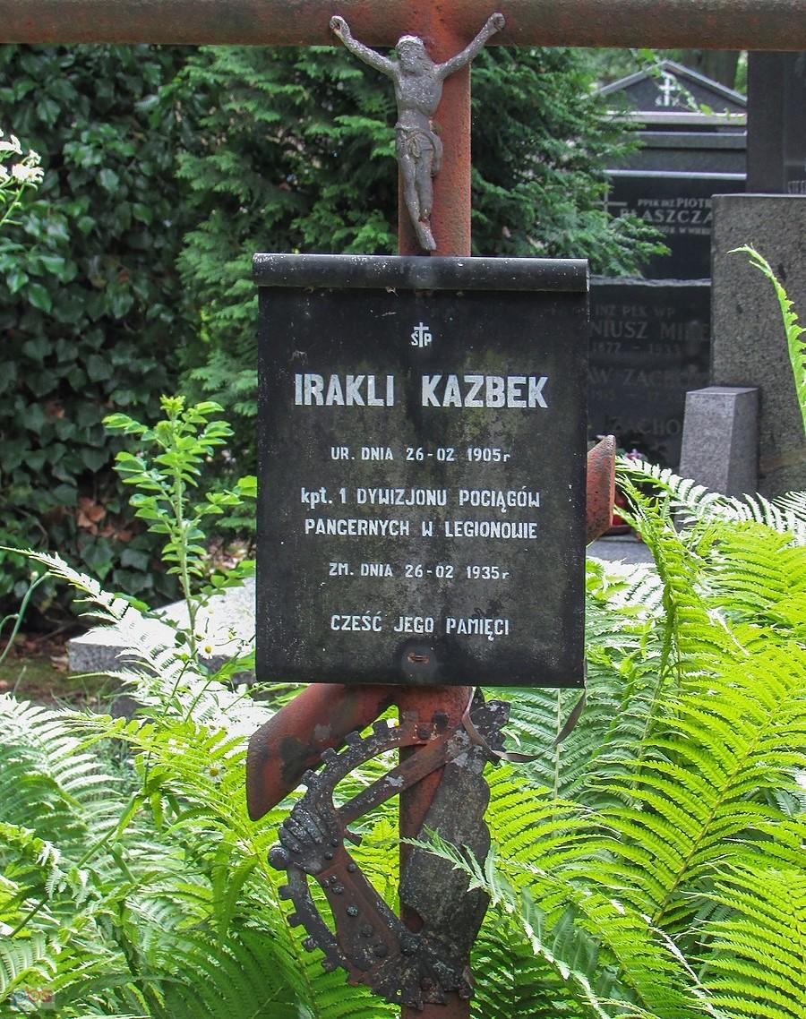 Grób gruzińskiego oficera kontaktowego