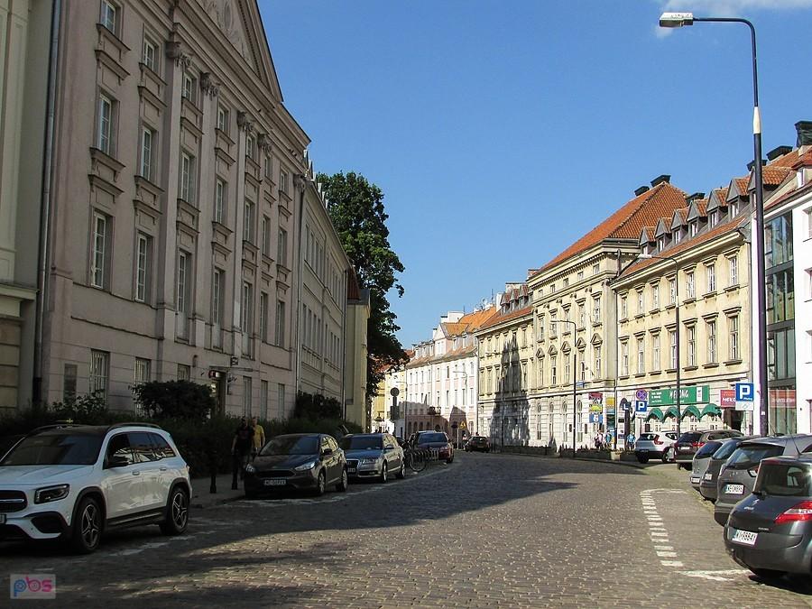 Perspektywa ul. Długiej