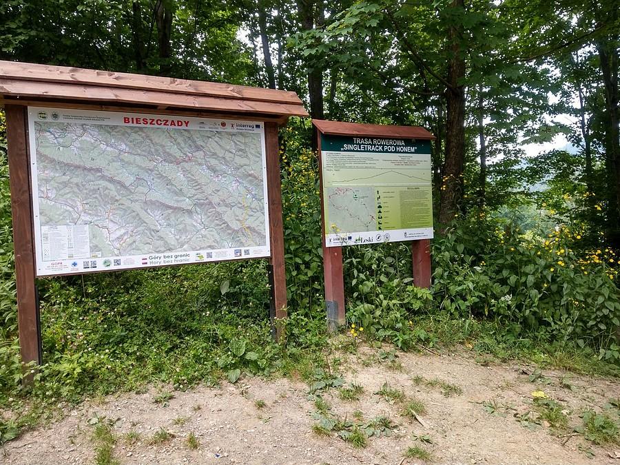 Singletrack pod Honem