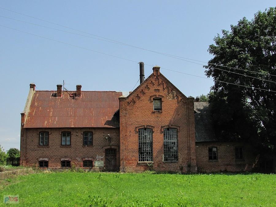 Policzna - gorzelnia należąca do dawnego majątku hrabiego Przezdzieckiego.