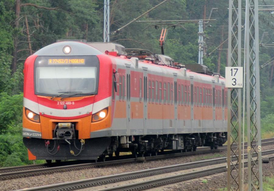 Kibel pedzący przez Promno