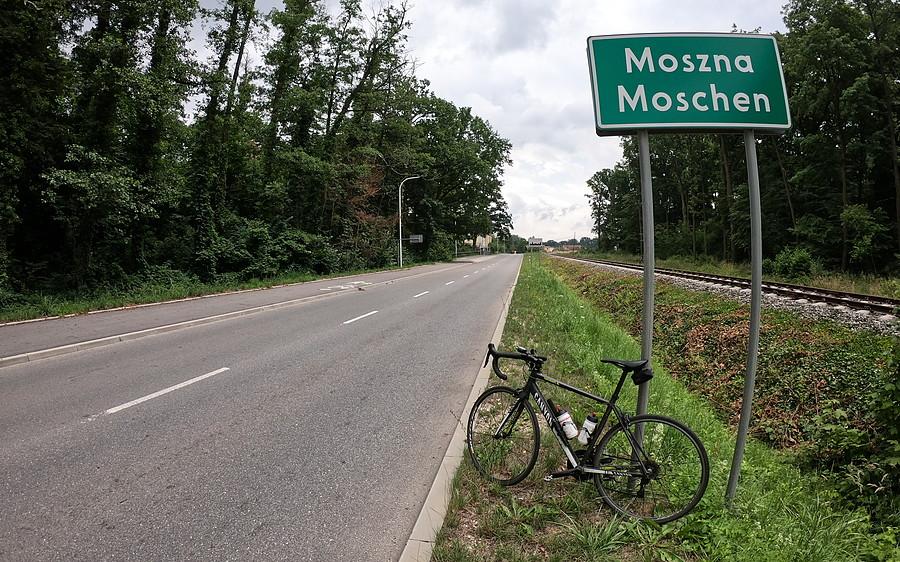 Cel osiągnięty. Dwujęzyczna nazwa mieściny