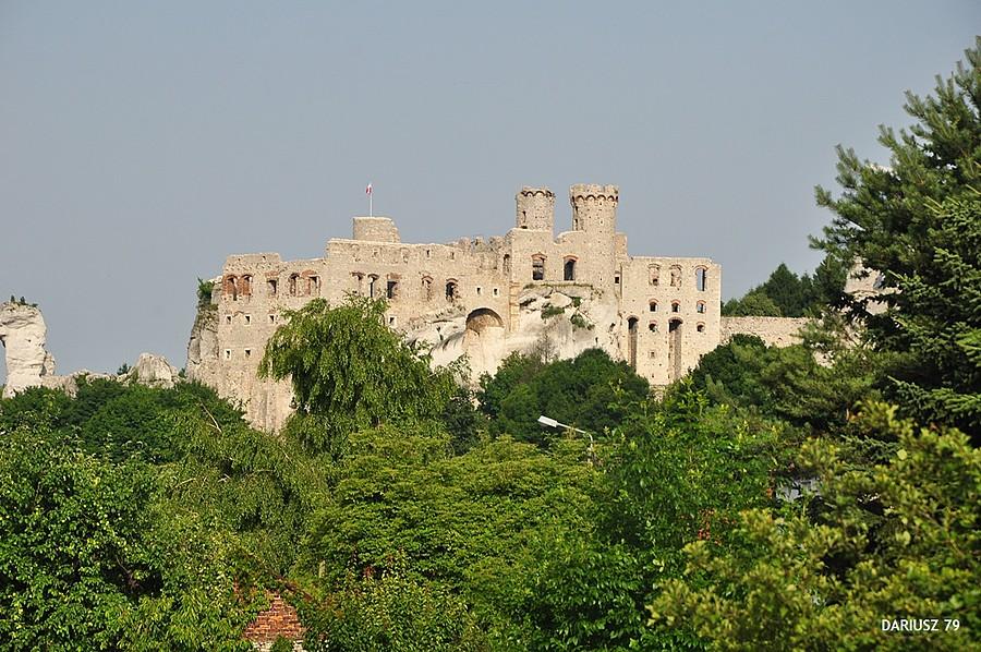 Podzamcze - Zamek Ogrodzieniec