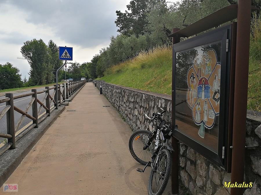 Via Lucis. Religijna podróż artystyczna na Jubileusz 2000 roku.