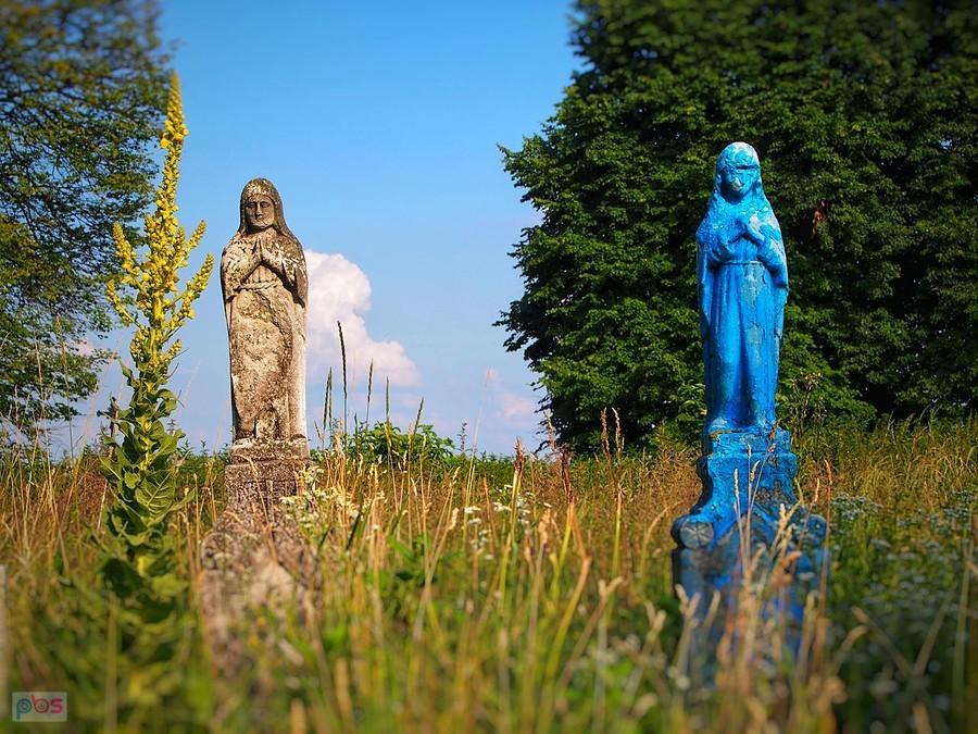 Madonny z dziewanną. Cmentarz prawosławny w Korczminie.