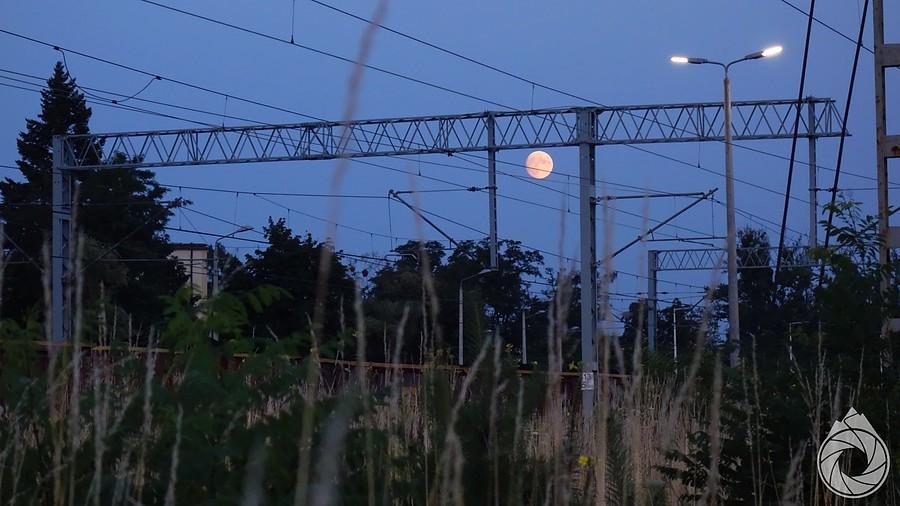pełnia nad torami w Żorach