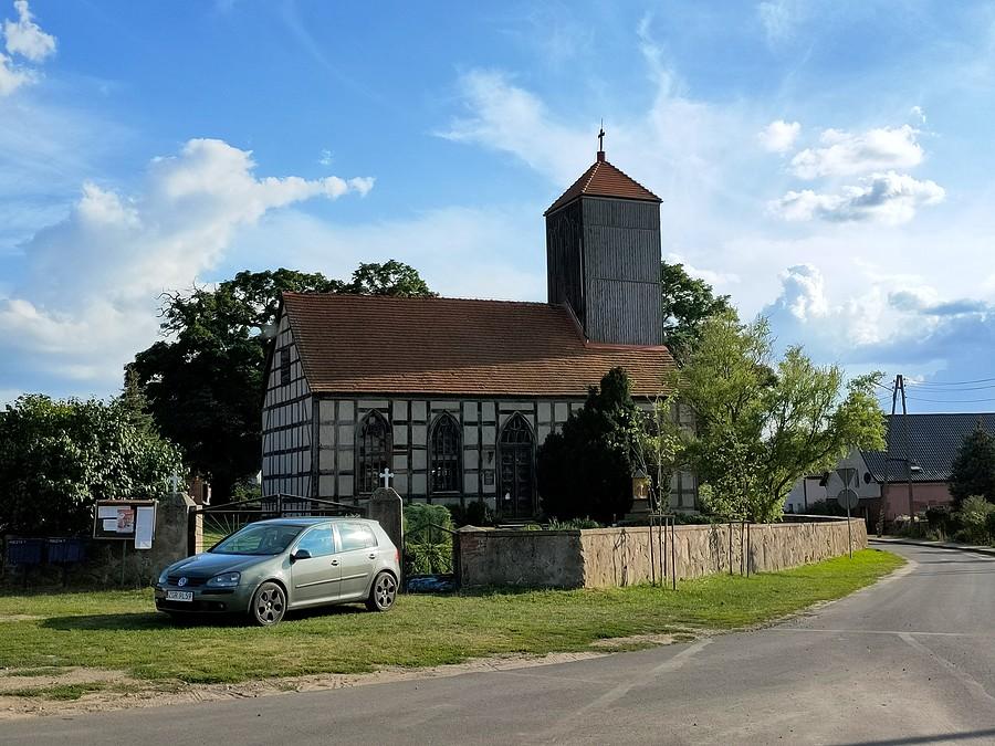 Kościół w Marwicach