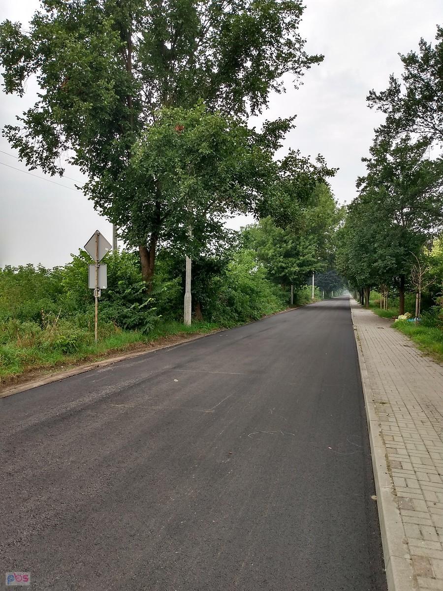 Nowa nawierzchnia drogi nad Wisłę