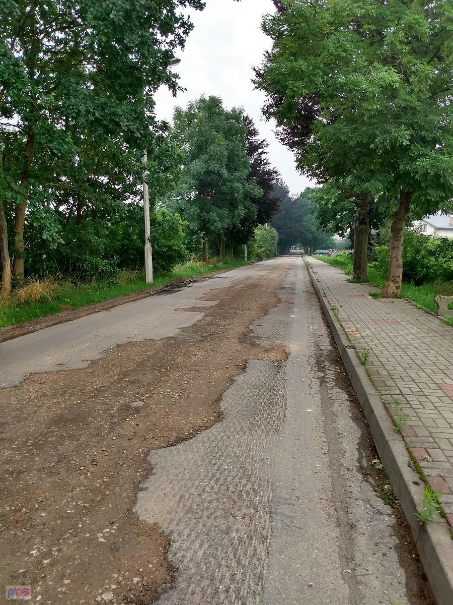 Tu już stara przygotowana na położenie nowej warstwy