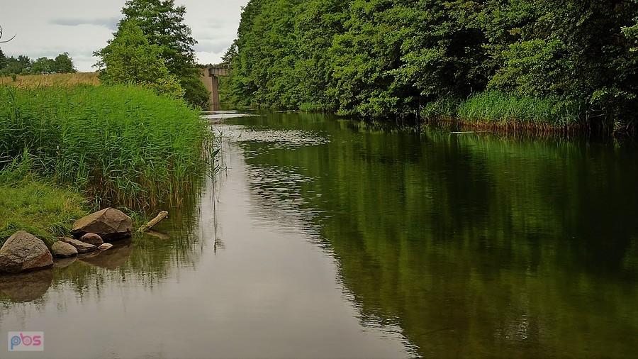 Nieczynny most kolejowy na rzece Piławie. Borne Sulinowo