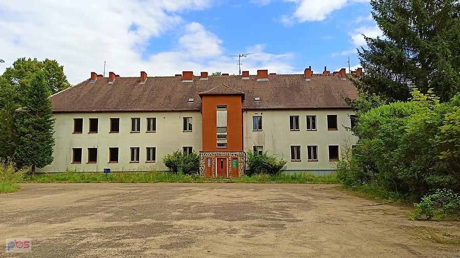 Kłomino. Jeden z nielicznych ocalałych budynków.