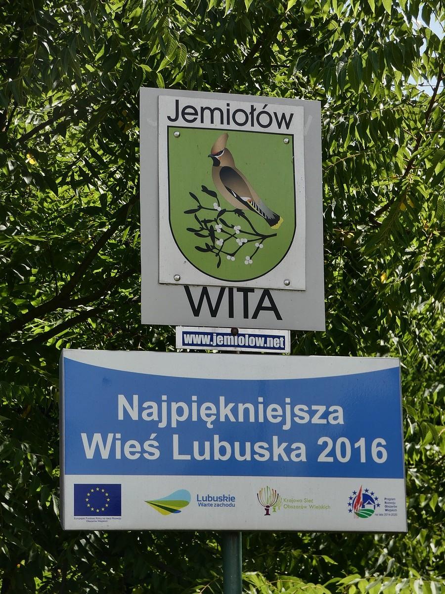 Jemiołów wita