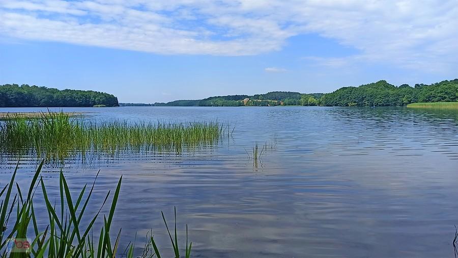 Jezioro Żerdno na Pojezierzu Drawskim