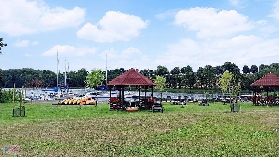 Uraz - Folwark na Półwyspie nad jeziorem Drawsko