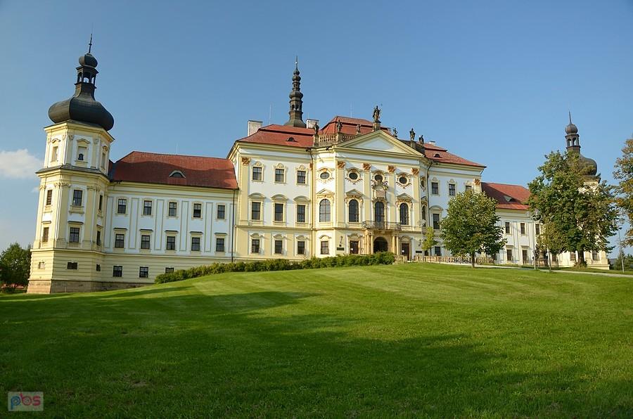 Ołomuniec, Klasztorzysko