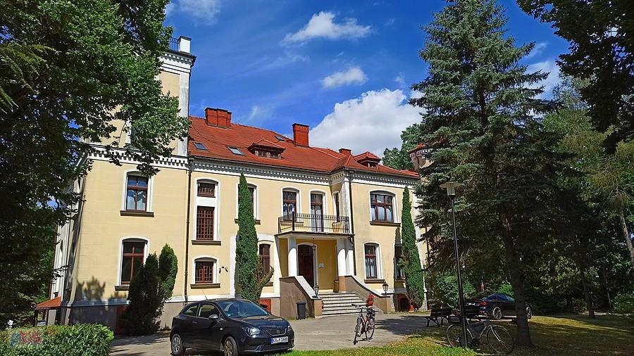 Neorenesansowy pałac w Cieszynie. Obecnie ośrodek wypoczynkowy