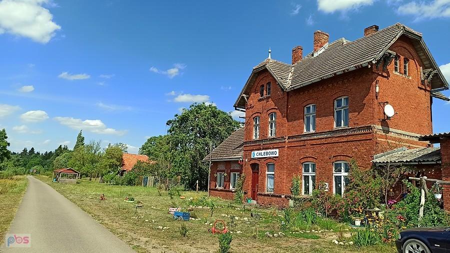 Budynek dawnej stacji kolejowej w Chlebowie