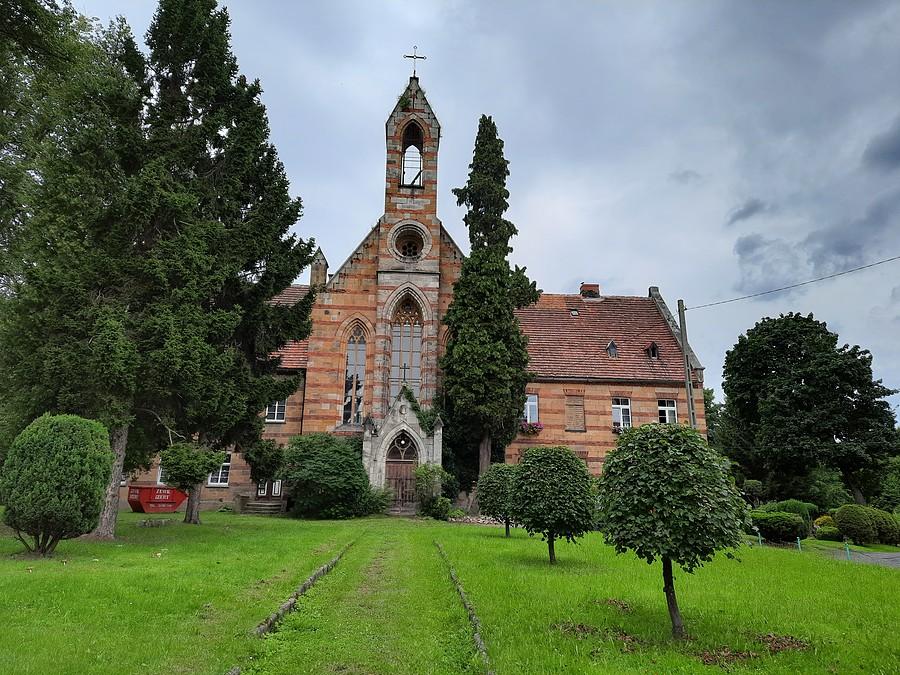 Dawny kościół ewangelicki- Lubomierz.