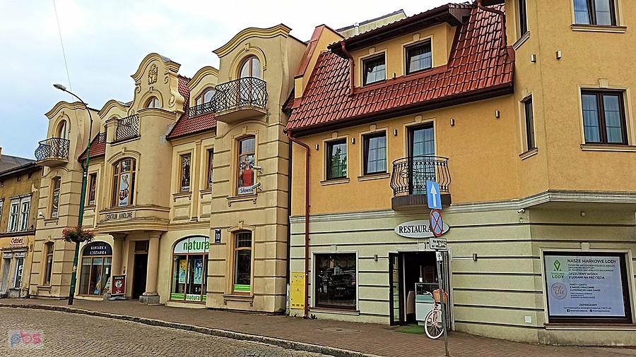 Kamieniczki przy rynku w Barlinku