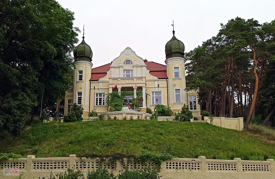 Willa zwana Pałacykiem Cebulowym z początku XX w. w Barlinku