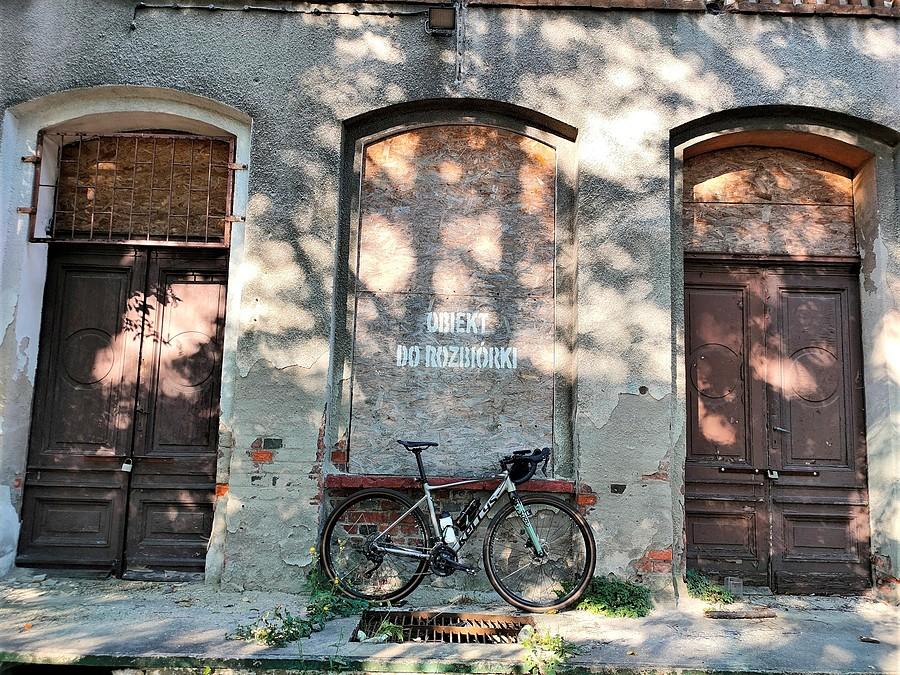 Opuszczony dworzec w Biniewie