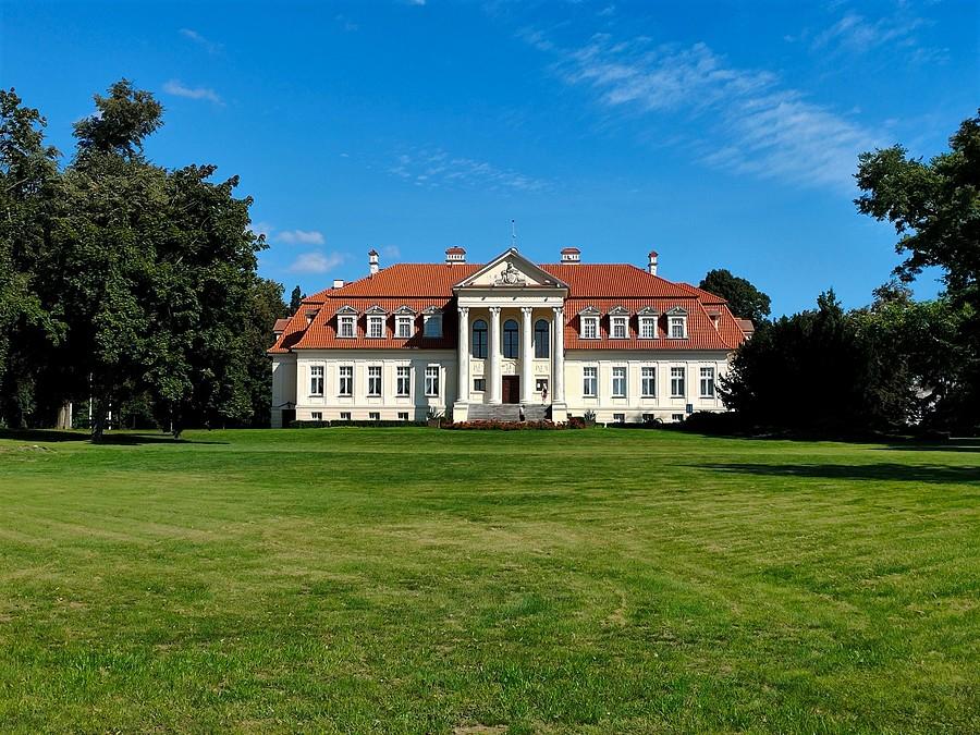 Pałac w Winnej Górze