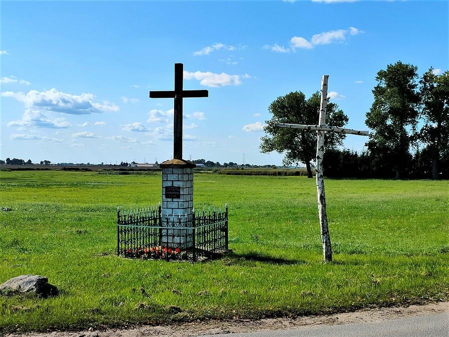 Krzyże w Kromlicach