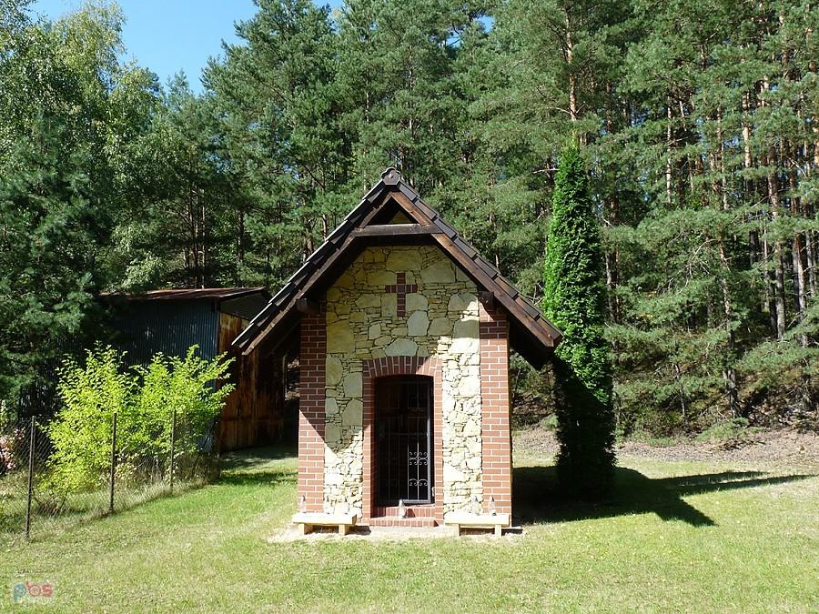 Kapliczka św. Huberta w Dziewiczej Górze