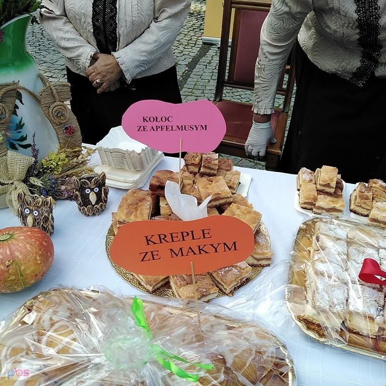 kreple ze makym albo kołoc z apfelmusym? tyle dobroci :-)