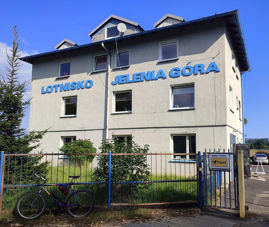 Siedziba Aeroklubu Jeleniogórskiego